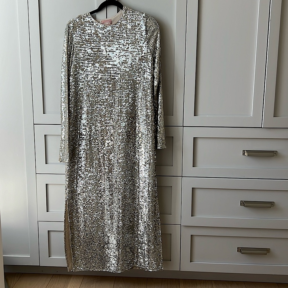 Show me your Mumu Maddison dress. Just bought on here, reselling due to fit.